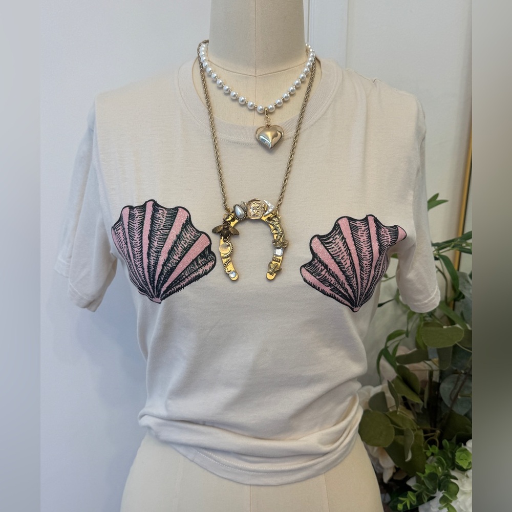 Mermaid Shells Graphic Tee Ivory